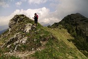 Monte Valgussera, Pizzo Vescovo, Monte Brate, tre cime ad anello da Foppolo il 28 maggio 2016 - FOTOGALLERY
